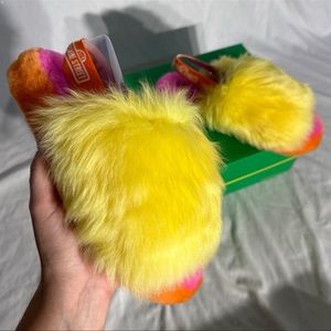 Ugg Australia x Sesame Street Big Bird Fluff Yeah Multi Slides New Womans 7.5